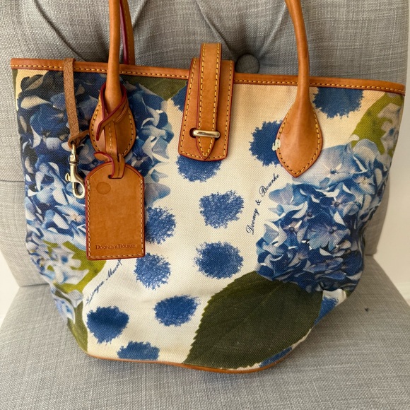 RARE HTF Vintage Dooney & Bourke Hydrangeas Canvas & Vachetta Leather Purse - Picture 2 of 9